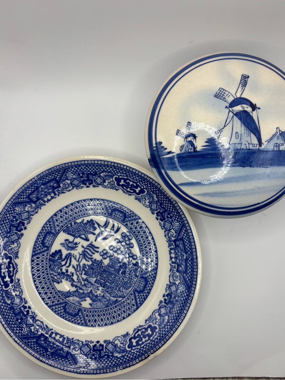 Willow Wars Plate With Round Vintage Blue And White Trinket Box
- Set of 2